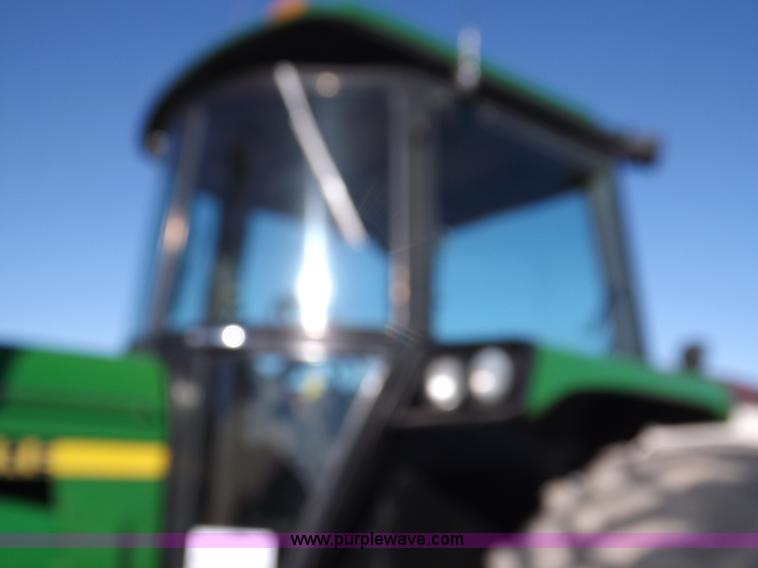 image for item F6428 1988 John Deere 4850 MFWD tractor