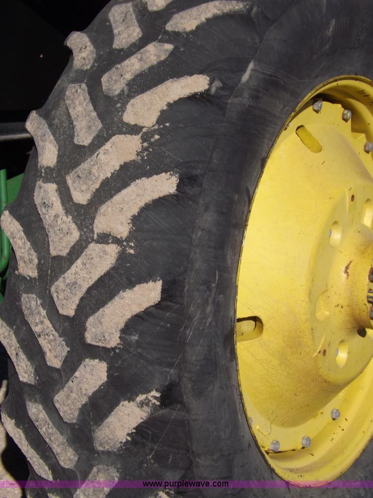 image for item F6428 1988 John Deere 4850 MFWD tractor