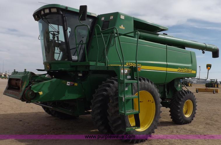 image for item F6429 2002 John Deere 9750 STS combine