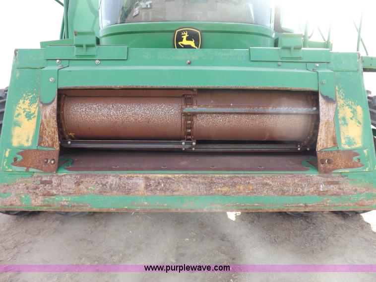 image for item F6429 2002 John Deere 9750 STS combine