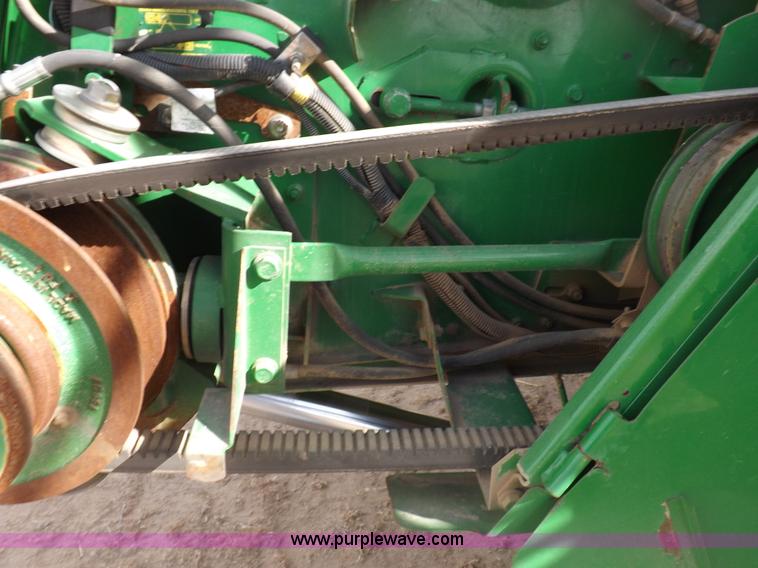 image for item F6429 2002 John Deere 9750 STS combine