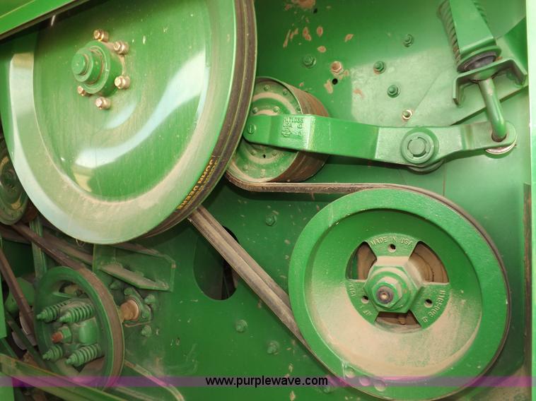 image for item F6429 2002 John Deere 9750 STS combine