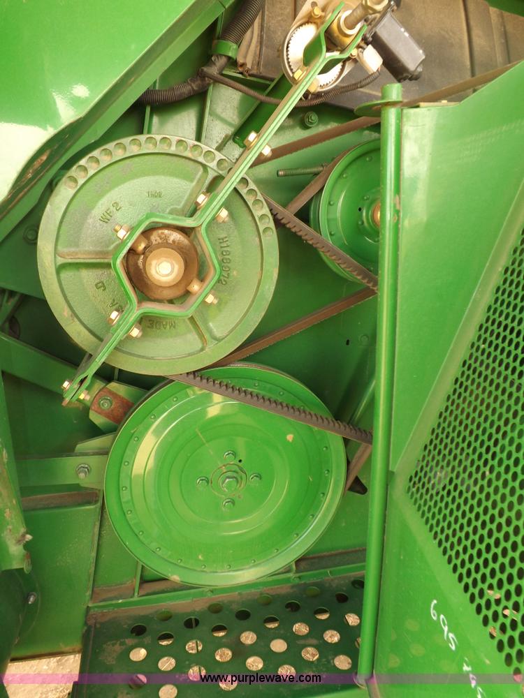 image for item F6429 2002 John Deere 9750 STS combine