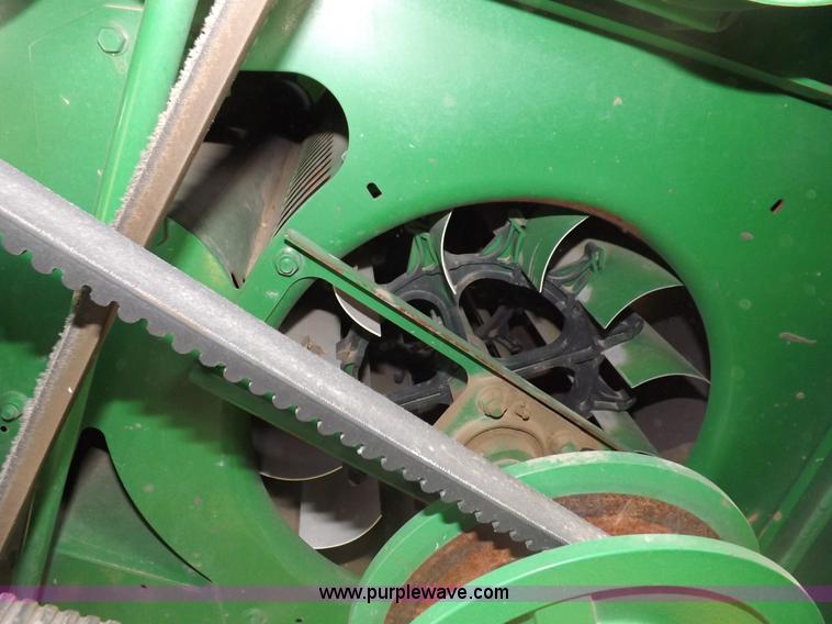 image for item F6429 2002 John Deere 9750 STS combine