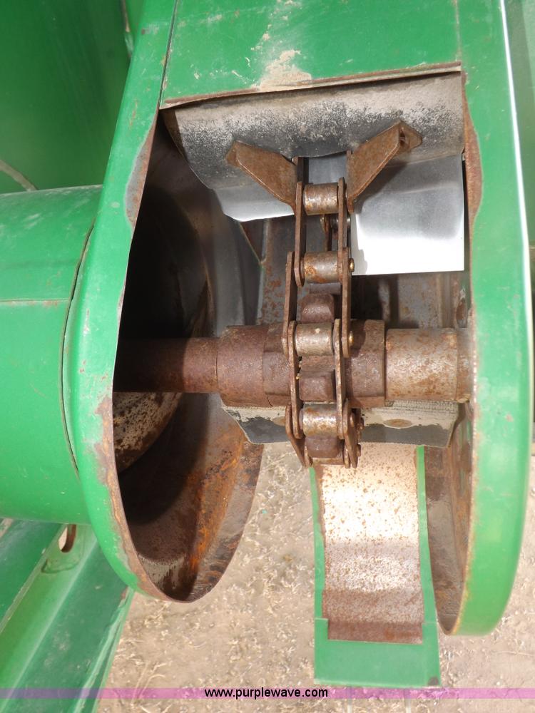 image for item F6429 2002 John Deere 9750 STS combine