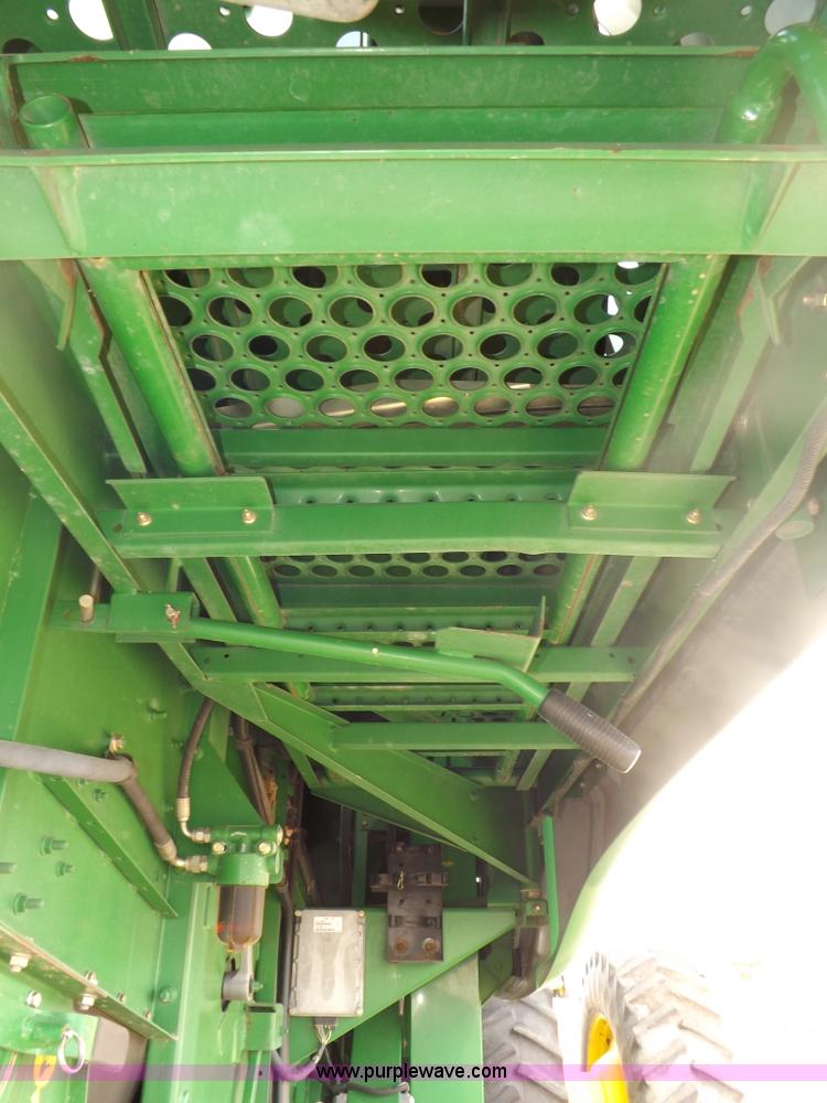 image for item F6429 2002 John Deere 9750 STS combine