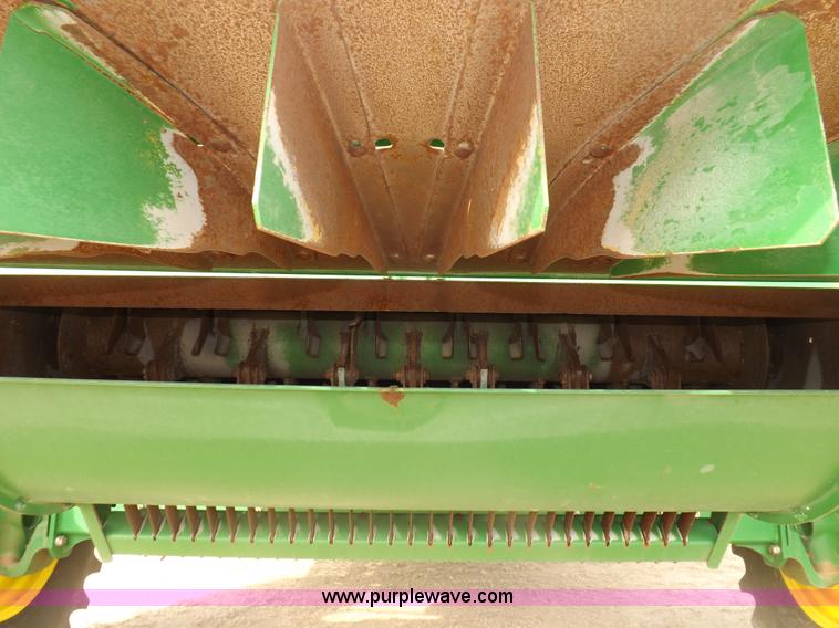 image for item F6429 2002 John Deere 9750 STS combine