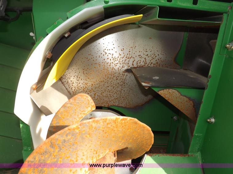 image for item F6429 2002 John Deere 9750 STS combine