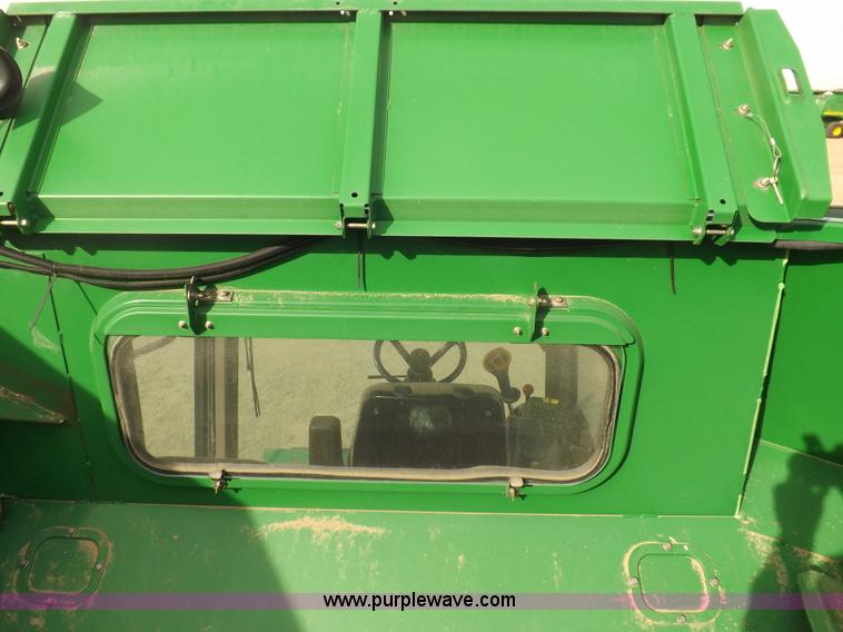 image for item F6429 2002 John Deere 9750 STS combine