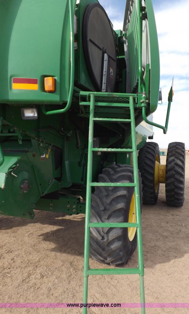 image for item F6429 2002 John Deere 9750 STS combine