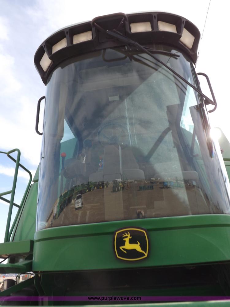 image for item F6429 2002 John Deere 9750 STS combine