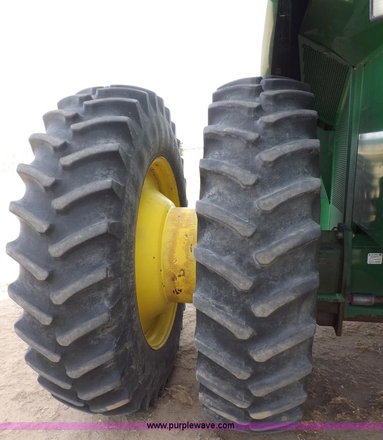 image for item F6429 2002 John Deere 9750 STS combine