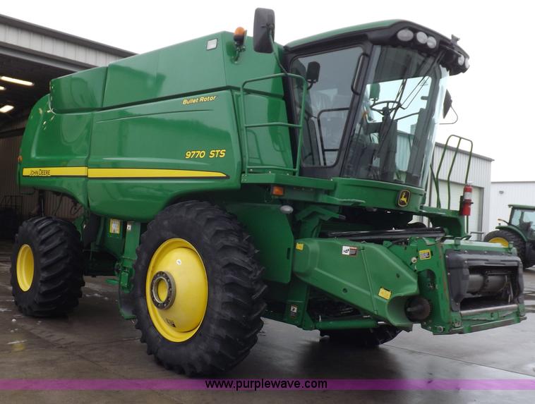 image for item F6435 2010 John Deere 9770 STS combine