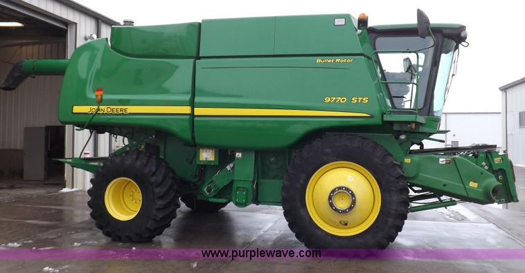 image for item F6435 2010 John Deere 9770 STS combine