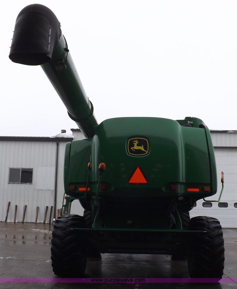 image for item F6435 2010 John Deere 9770 STS combine