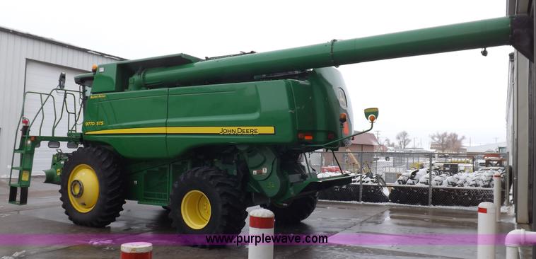 image for item F6435 2010 John Deere 9770 STS combine