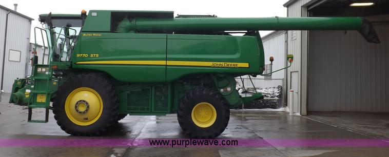 image for item F6435 2010 John Deere 9770 STS combine