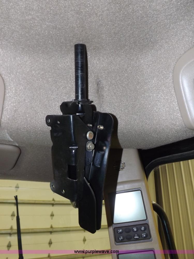 image for item F6435 2010 John Deere 9770 STS combine