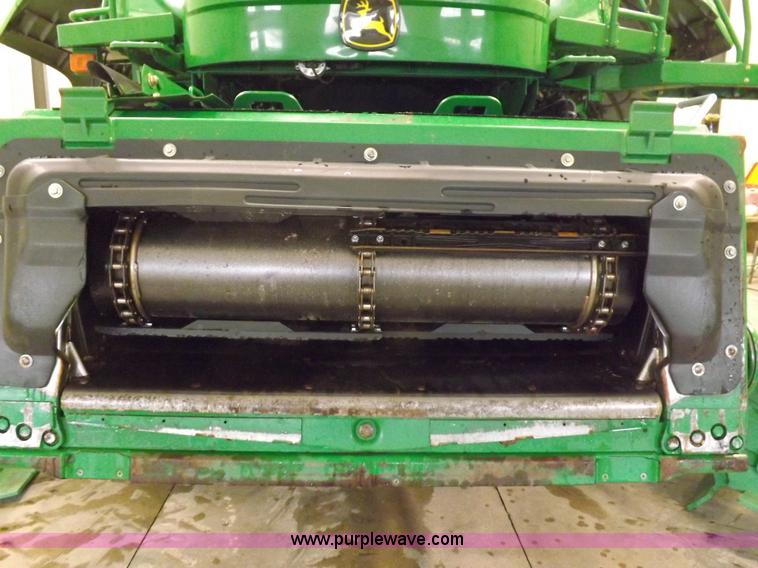 image for item F6435 2010 John Deere 9770 STS combine