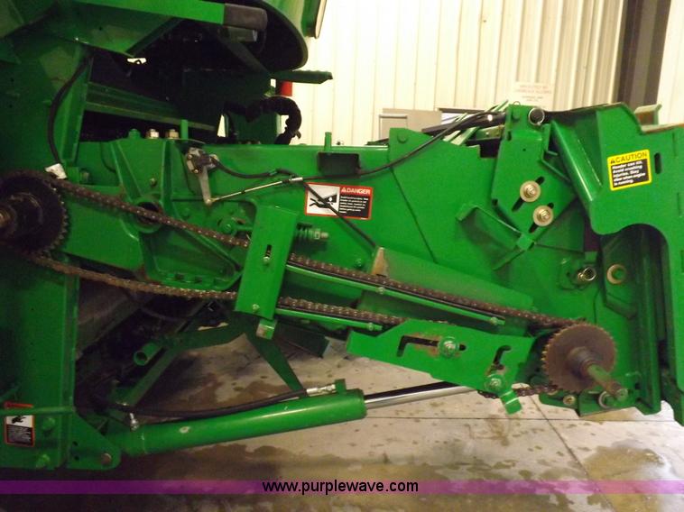 image for item F6435 2010 John Deere 9770 STS combine