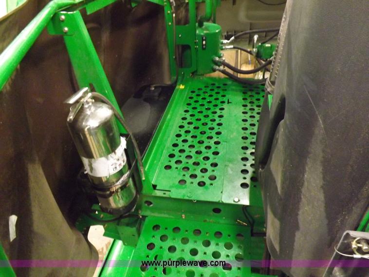 image for item F6435 2010 John Deere 9770 STS combine