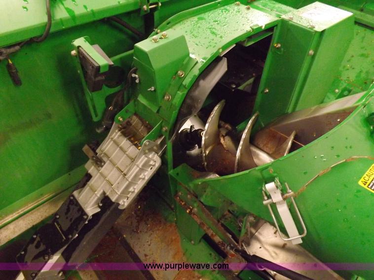 image for item F6435 2010 John Deere 9770 STS combine