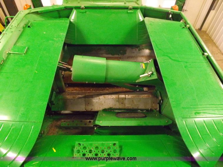 image for item F6435 2010 John Deere 9770 STS combine