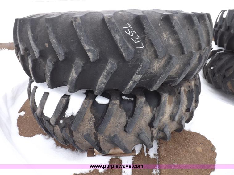 image for item F6435 2010 John Deere 9770 STS combine