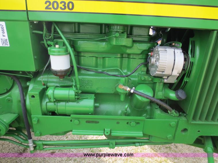 image for item F6607 John Deere 2030 tractor