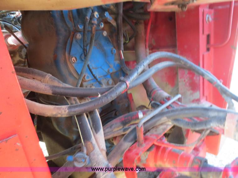 image for item F6609 Versatile 876 4WD tractor