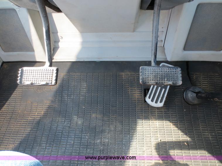 image for item F6609 Versatile 876 4WD tractor