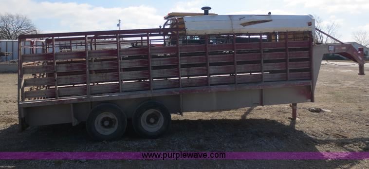 image for item F6612 1999 Coose gooseneck trailer