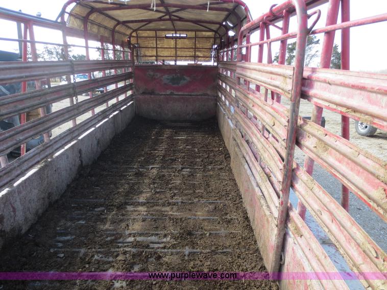 image for item F6612 1999 Coose gooseneck trailer