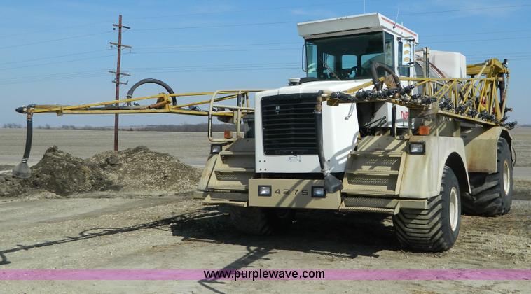 image for item G7552 1994 Tyler 4275 self-propelled sprayer