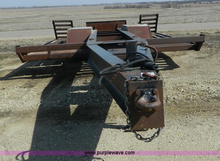 image for item G7635 1991 Midland dual tandem axle combine/sprayer trailer