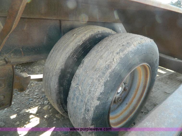 image for item G7635 1991 Midland dual tandem axle combine/sprayer trailer