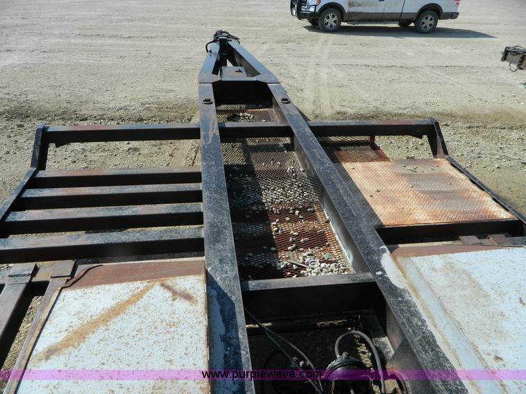 image for item G7635 1991 Midland dual tandem axle combine/sprayer trailer