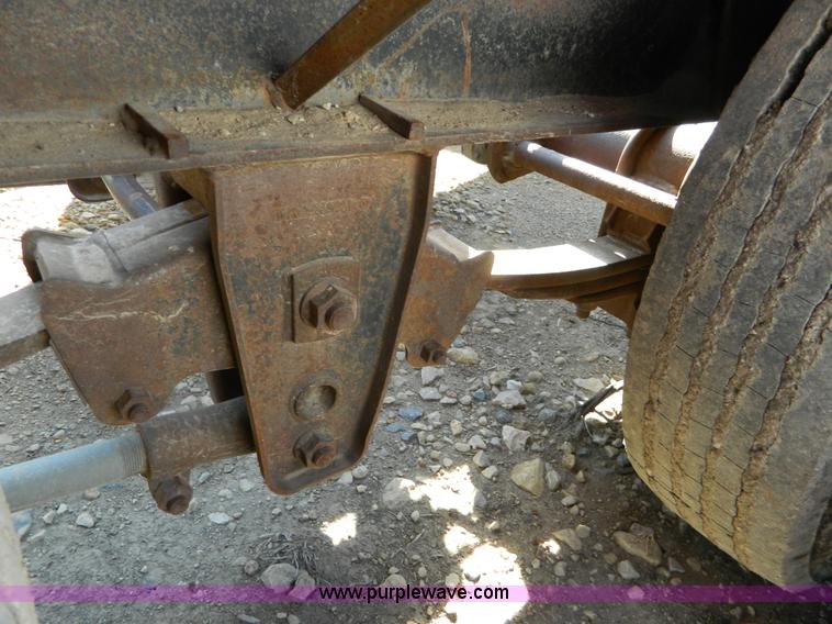 image for item G7635 1991 Midland dual tandem axle combine/sprayer trailer