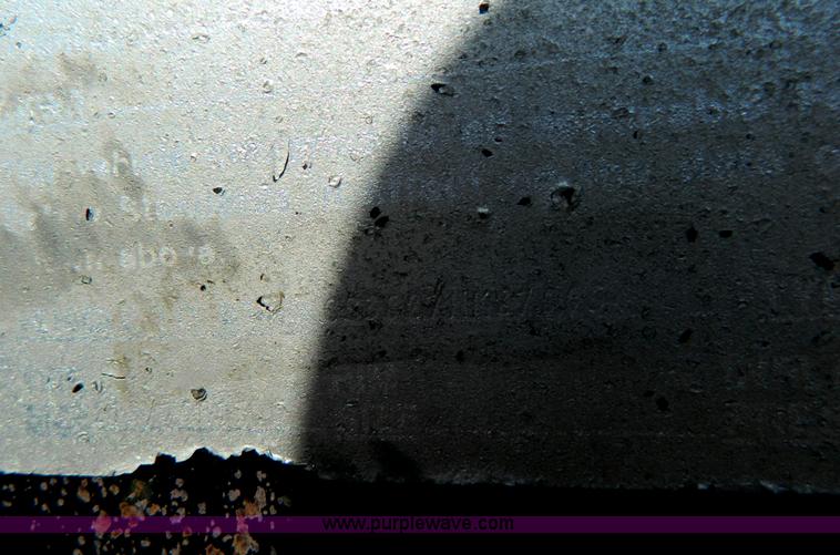 image for item G7635 1991 Midland dual tandem axle combine/sprayer trailer