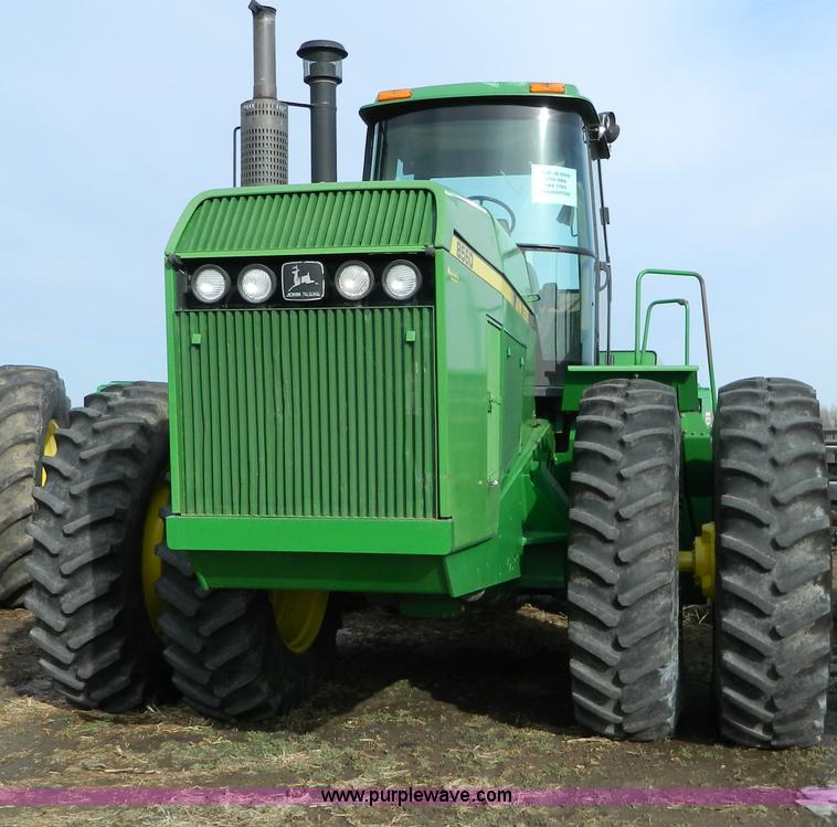 image for item G7726 1990 John Deere 8560 4WD tractor
