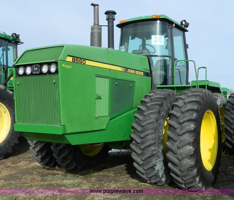 image for item G7726 1990 John Deere 8560 4WD tractor