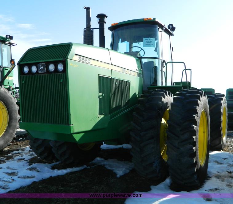 image for item G7726 1990 John Deere 8560 4WD tractor