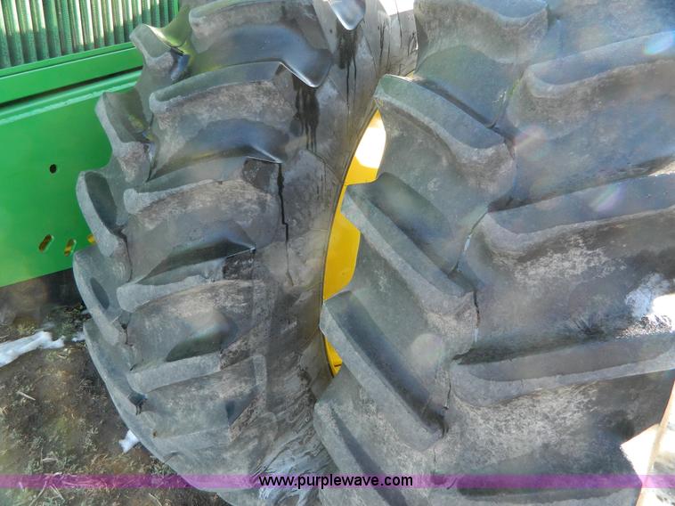 image for item G7726 1990 John Deere 8560 4WD tractor