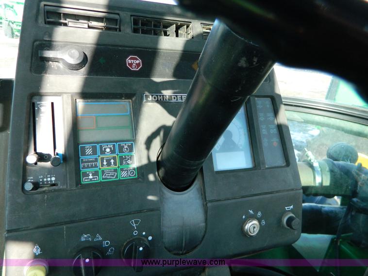 image for item G7726 1990 John Deere 8560 4WD tractor