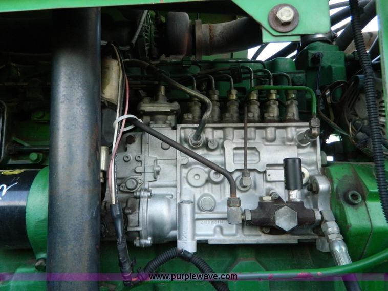 image for item G7726 1990 John Deere 8560 4WD tractor
