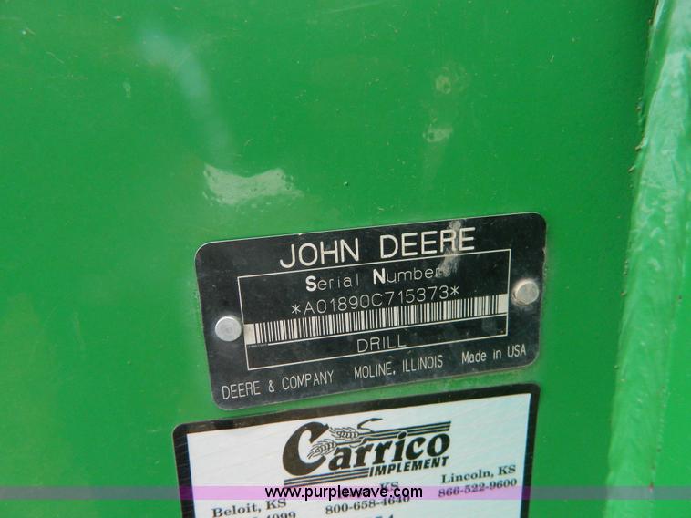 image for item G7728 2006 John Deere 1890 air seeder with 1910 cart