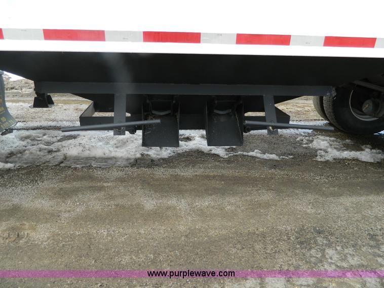 image for item G7735 2001 shop built grain trailer