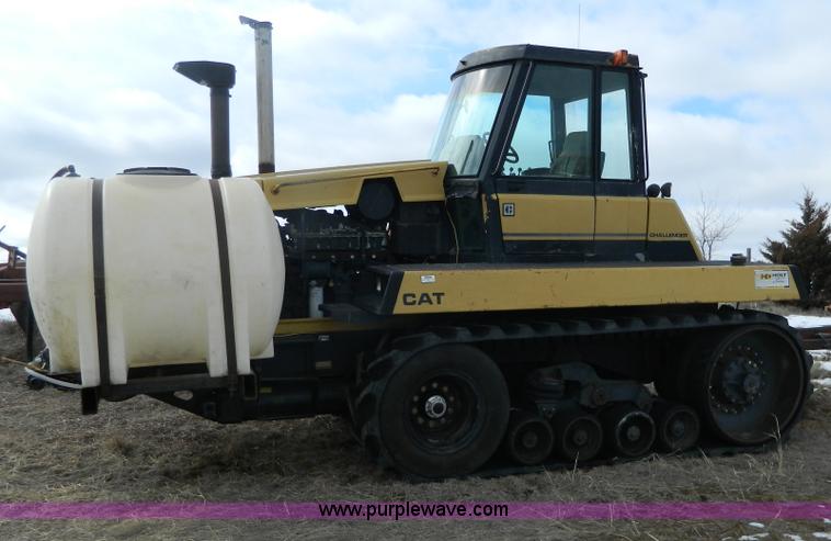 image for item G7742 1989 Caterpillar Challenger 65A  tractor