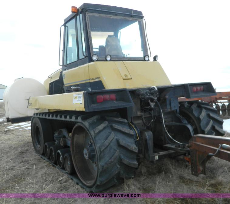 image for item G7742 1989 Caterpillar Challenger 65A  tractor