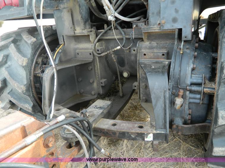 image for item G7742 1989 Caterpillar Challenger 65A  tractor